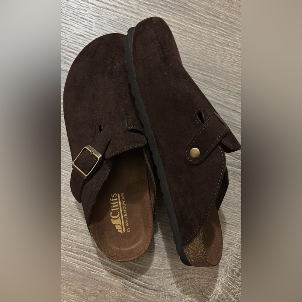 Cliffs by White Mountain Brown Slip-On Shoes